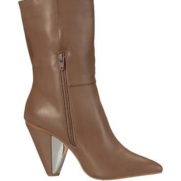 BCBGeneration Leslie Women's Boot - Picture 4 of 8